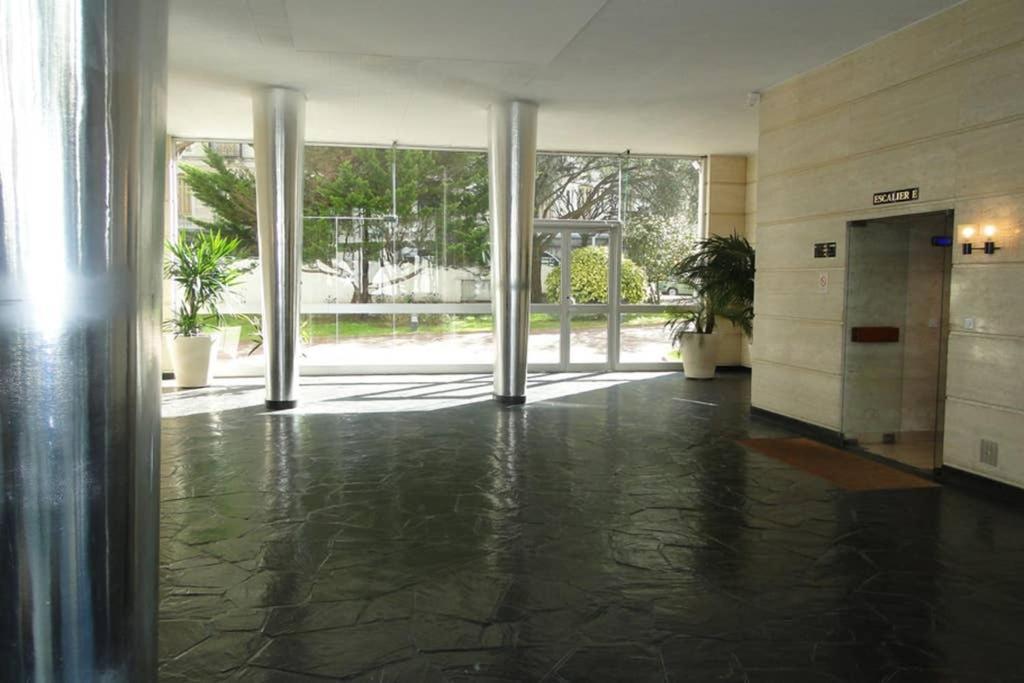 Reine Nathalie Apartment Biarritz Bagian luar foto