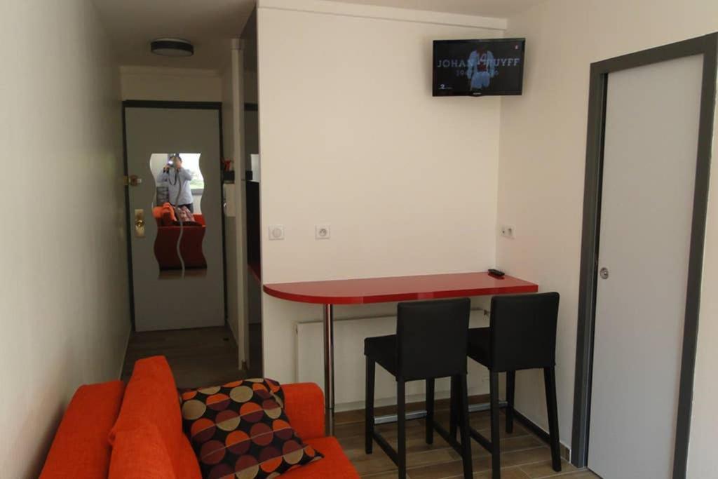 Reine Nathalie Apartment Biarritz Bagian luar foto